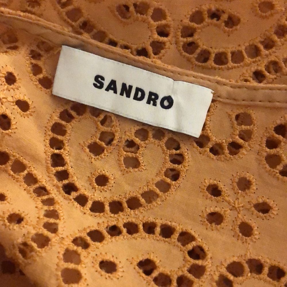 SANDRO
Livio broderie anglaise top Size 2 - Picture 9 of 11